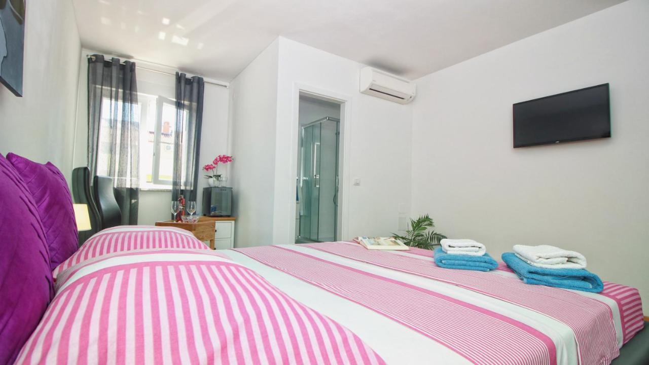 Guesthouse Esma Ровинь Экстерьер фото