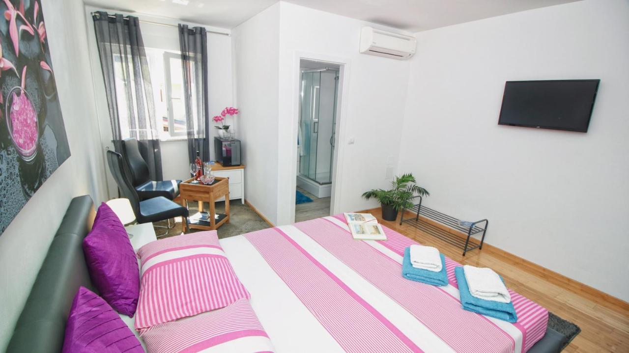 Guesthouse Esma Ровинь Экстерьер фото