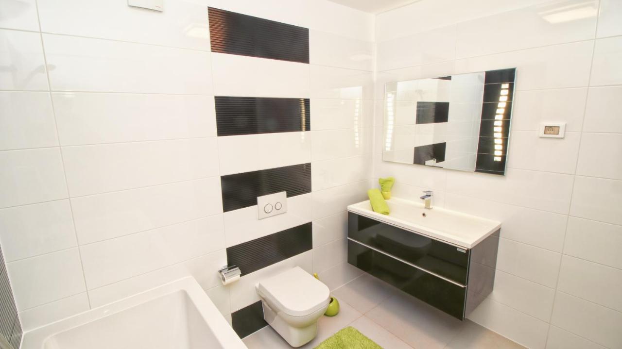 Guesthouse Esma Ровинь Экстерьер фото