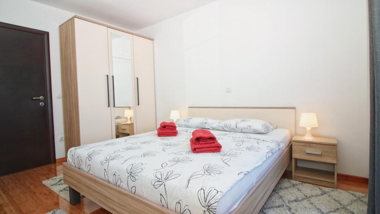 Guesthouse Esma Ровинь Экстерьер фото