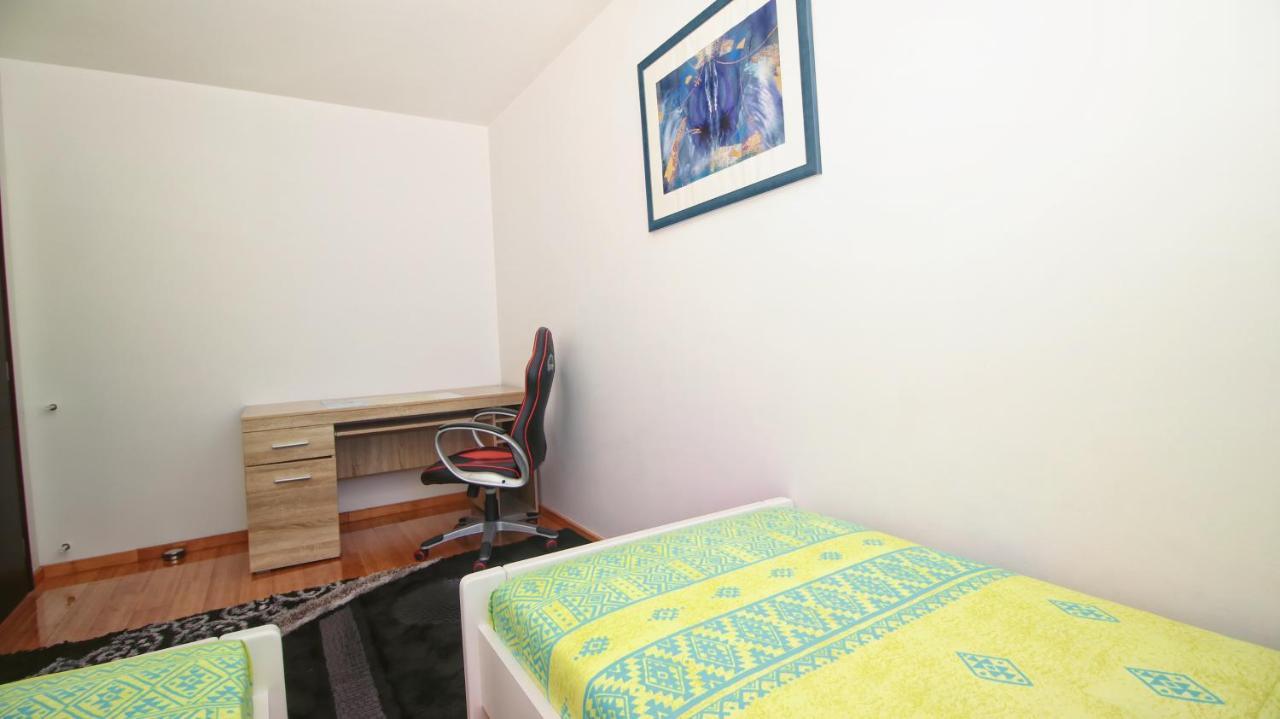 Guesthouse Esma Ровинь Экстерьер фото