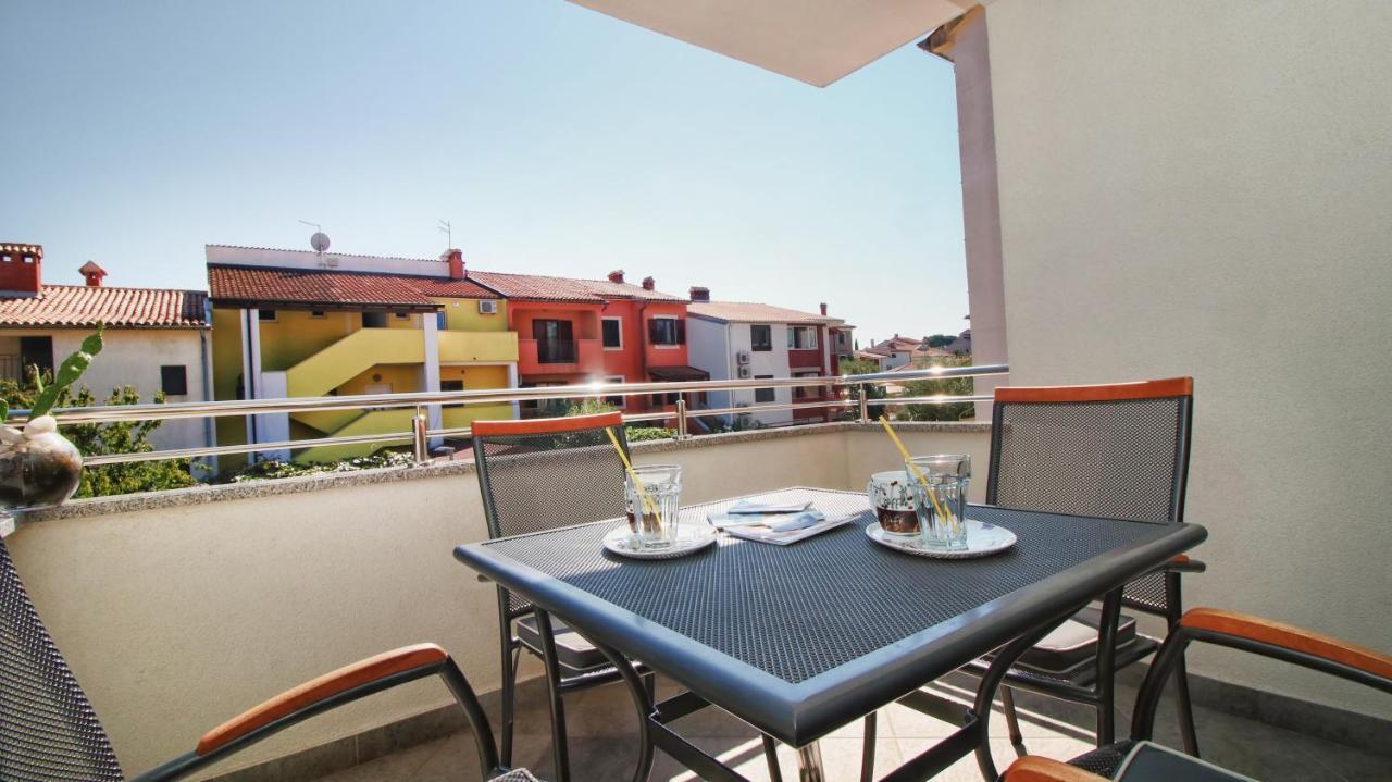 Guesthouse Esma Ровинь Экстерьер фото