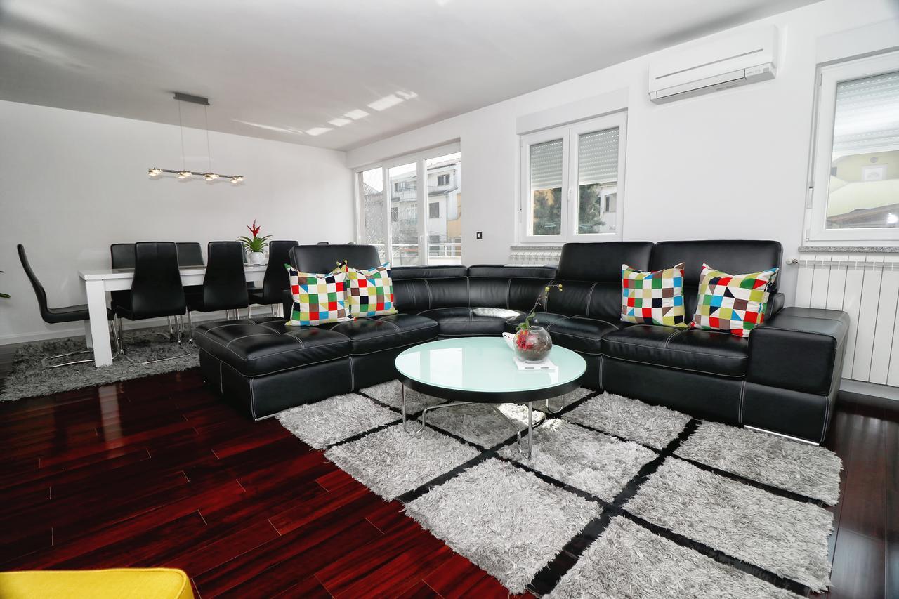Guesthouse Esma Ровинь Экстерьер фото